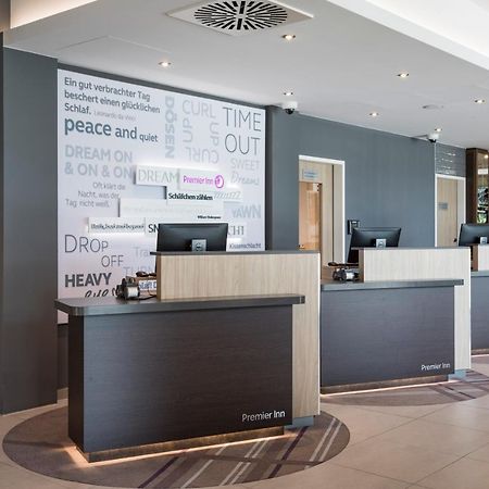 Premier Inn Freiburg City Sued Eksteriør bilde