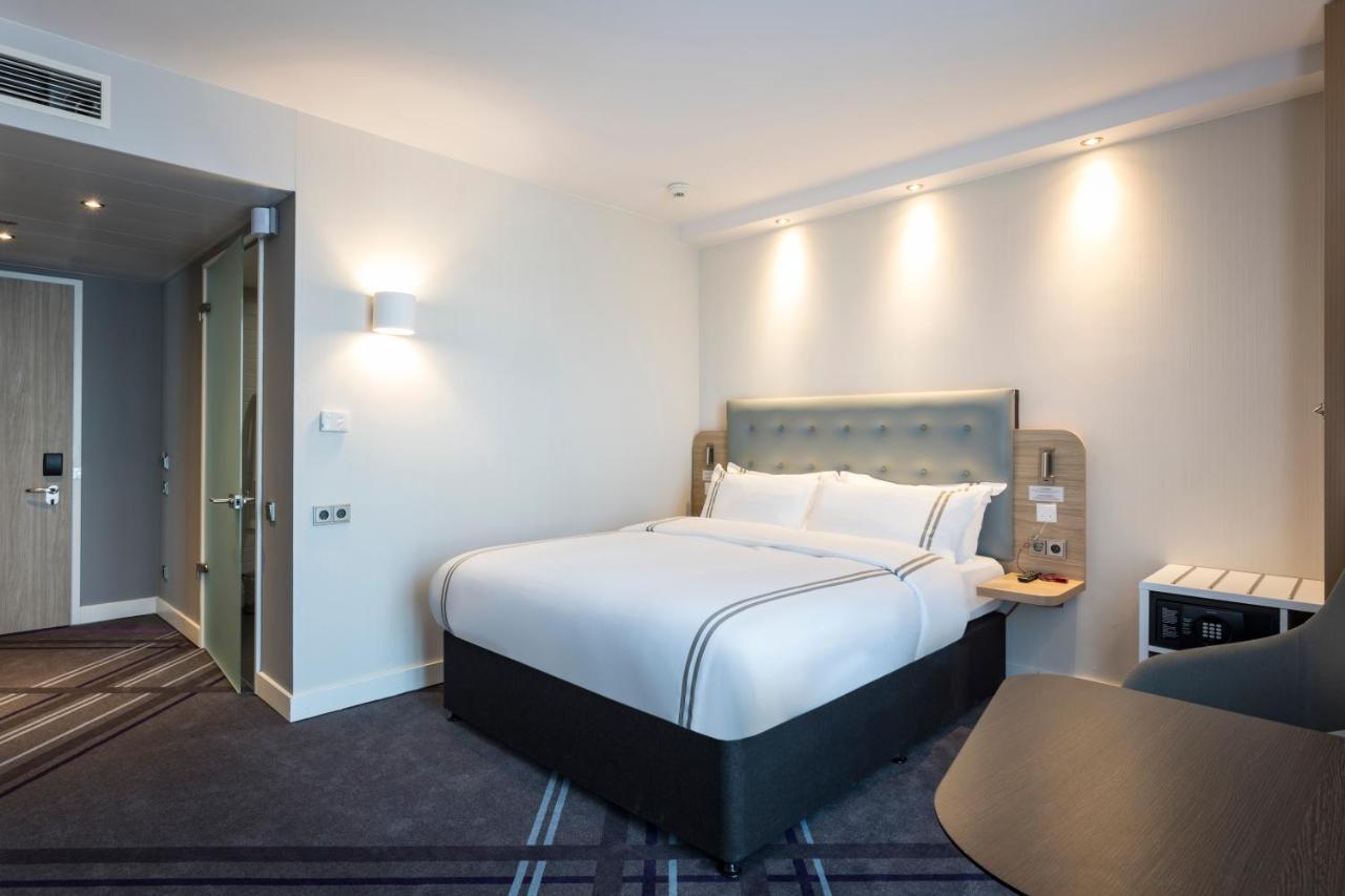 Premier Inn Freiburg City Sued Eksteriør bilde