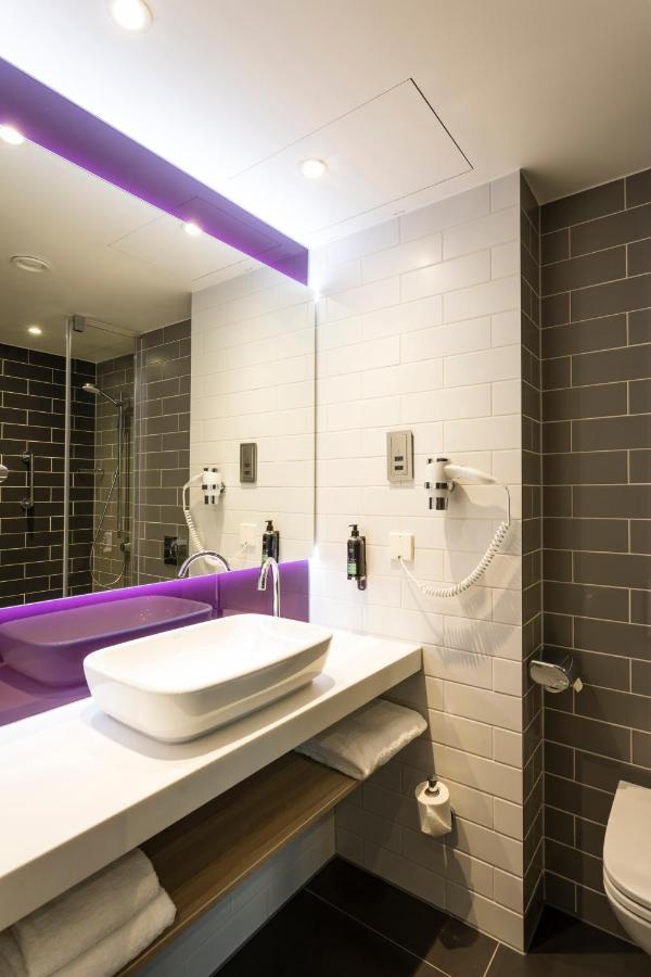 Premier Inn Freiburg City Sued Eksteriør bilde