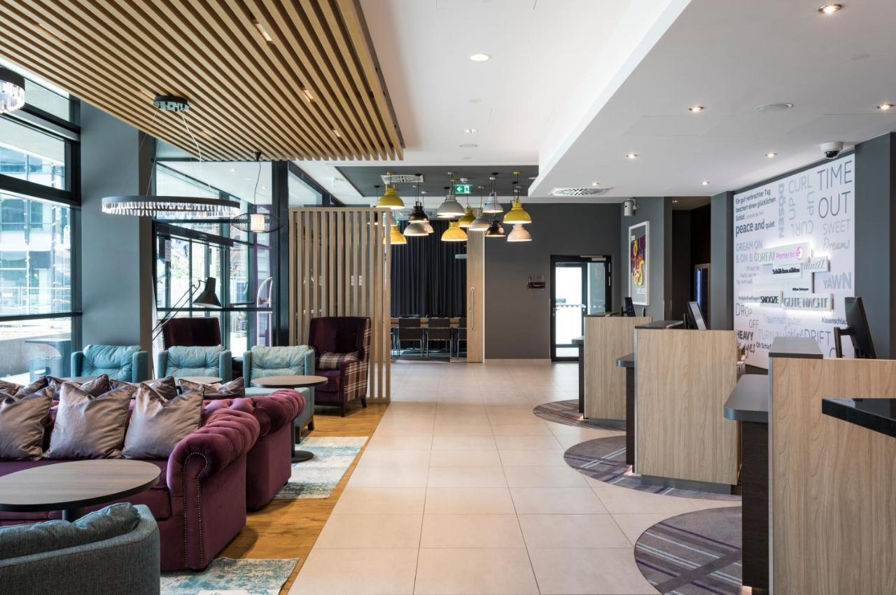 Premier Inn Freiburg City Sued Eksteriør bilde
